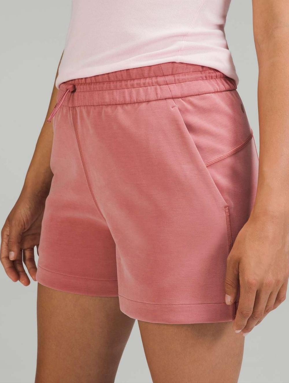 Lululemon Softstreme High Rise Shorts 4"